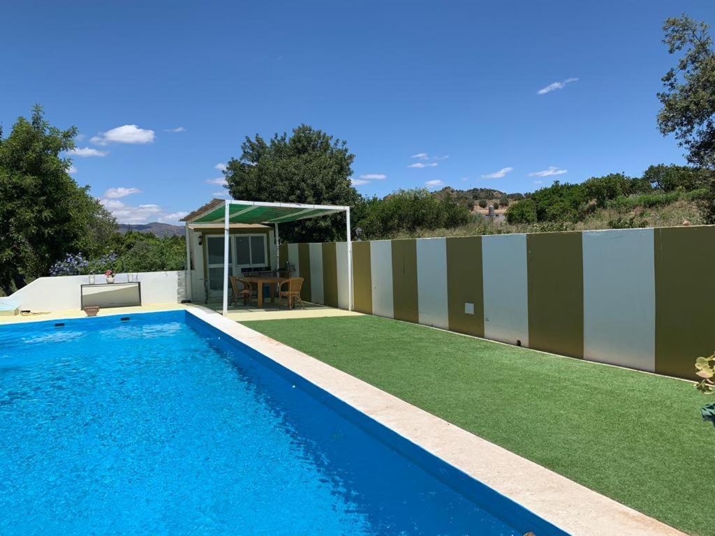 Complejo Rural Lo Arrabal Málaga Exterior foto